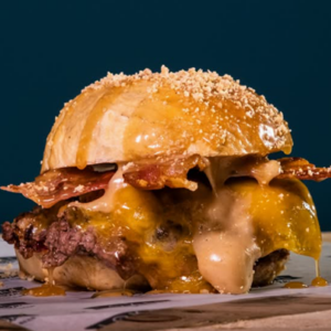 Dos (2) Burger Peanuts por: